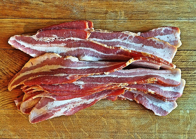 Bacon Containing Sodium Nitrite and Sodium Nitrate
